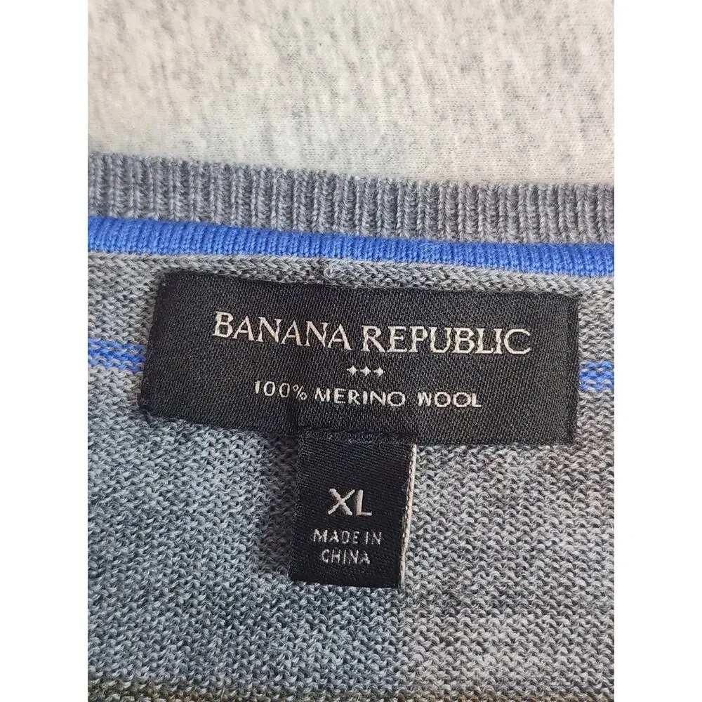 Banana Republic 100% Merino Wool Sweater XL Gray Striped‎ Crew Neck Lightweight